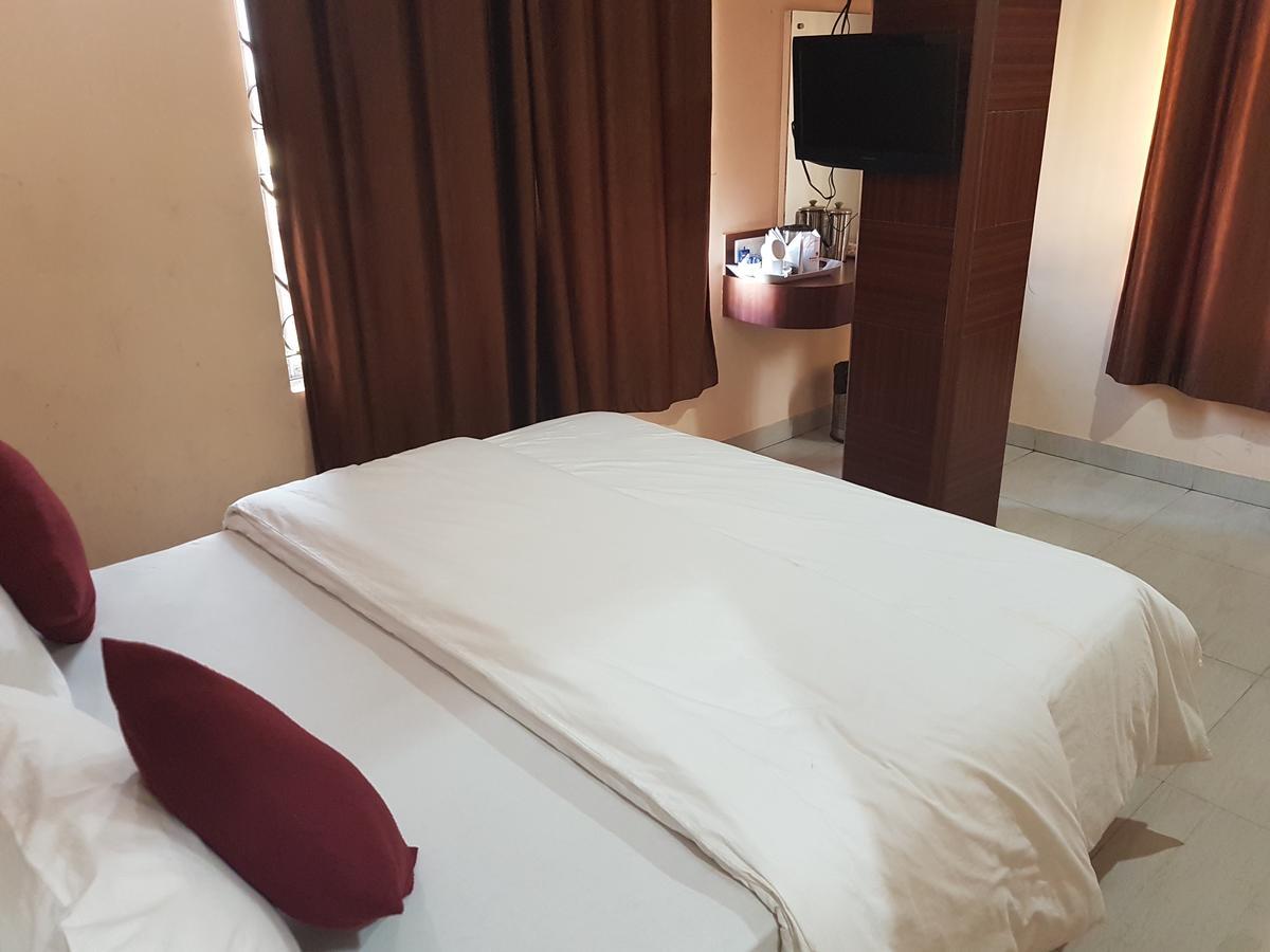 Hotel Simla สิริกุรี ภายนอก รูปภาพ