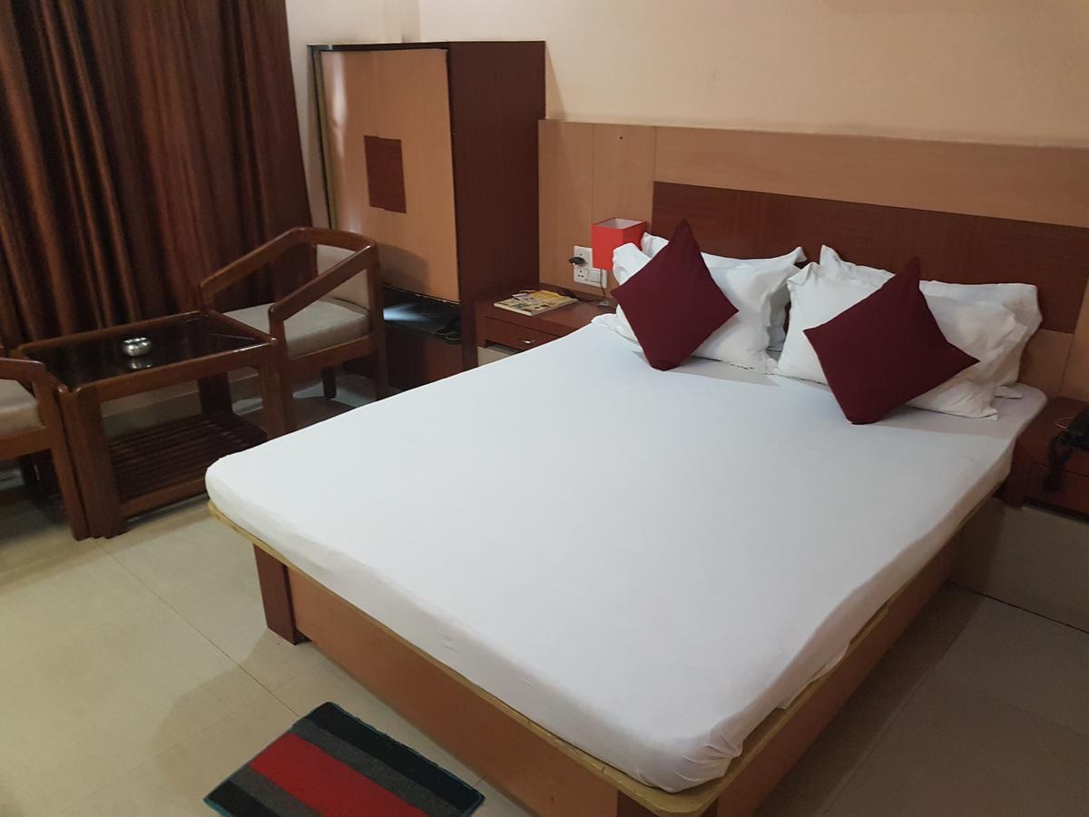 Hotel Simla สิริกุรี ภายนอก รูปภาพ