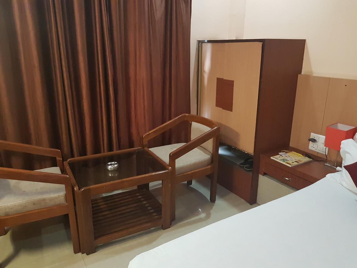 Hotel Simla สิริกุรี ภายนอก รูปภาพ