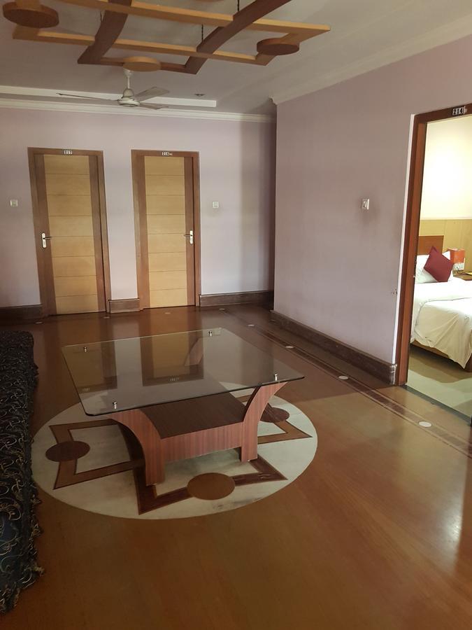 Hotel Simla สิริกุรี ภายนอก รูปภาพ